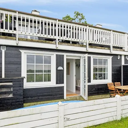 Apartment Isbiorn - 300m From The Sea By Interhome *